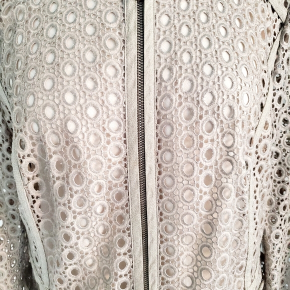 SPORTALM Lace Toupe Zipped Eyelet Blazer - Picture 2 of 9